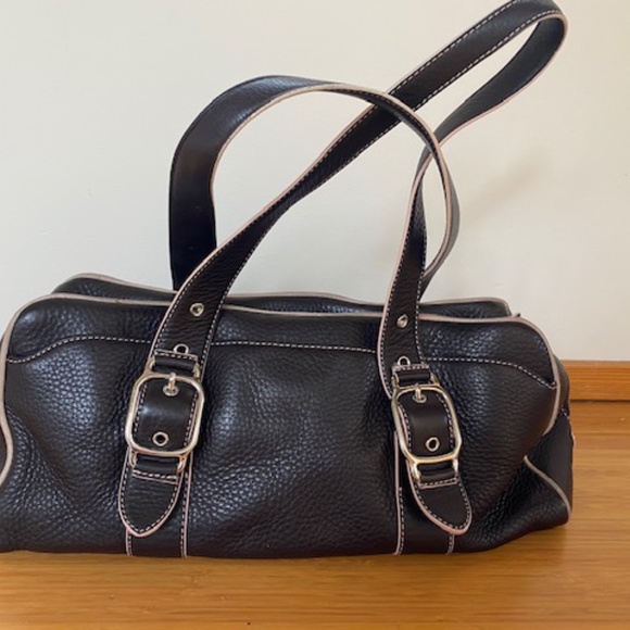 Cole Haan Handbags - Cole Haan Purse